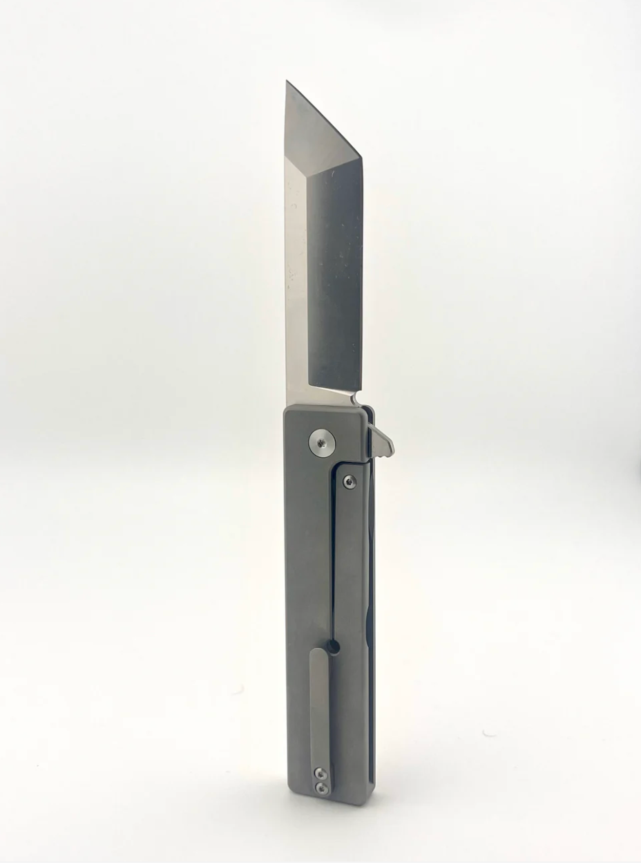 $149 Vanguard : Titanium Flipper Knife DailyCarryCo